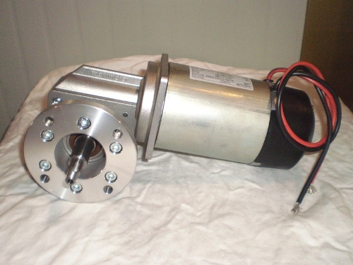 DC Gearmotors orthogonal axes