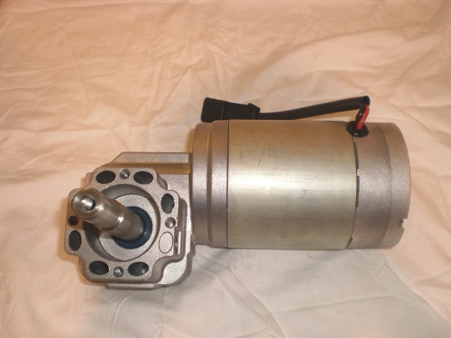 DC Gearmotors orthogonal axes