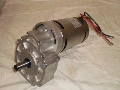 DC Gearmotor with parallel axes